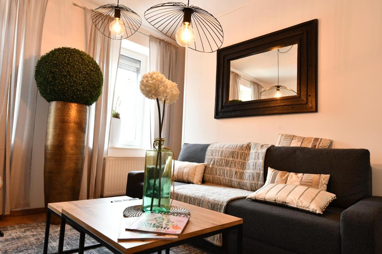 Heimat Floral Ferienhaus Wadgassen المظهر الخارجي الصورة